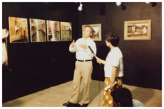Photograph of Zheng Shengtian at the opening of the Shanghai Theatre Academy Gallery, 1989.