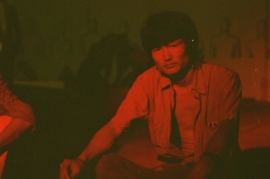 王度，攝於《南方藝術家沙龍第一回實驗展》排練期間，1986年，廣州中山大學
